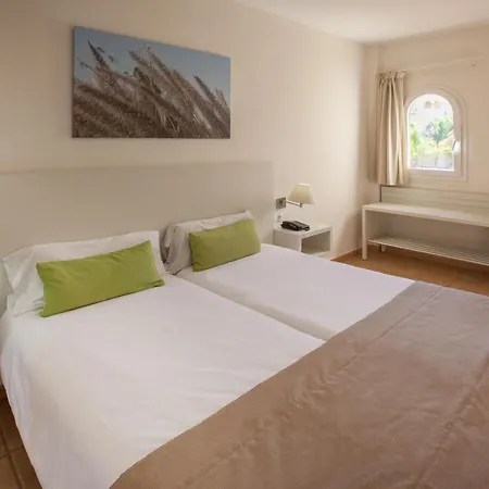 Grupotel Monte Feliz Aparthotel 3*